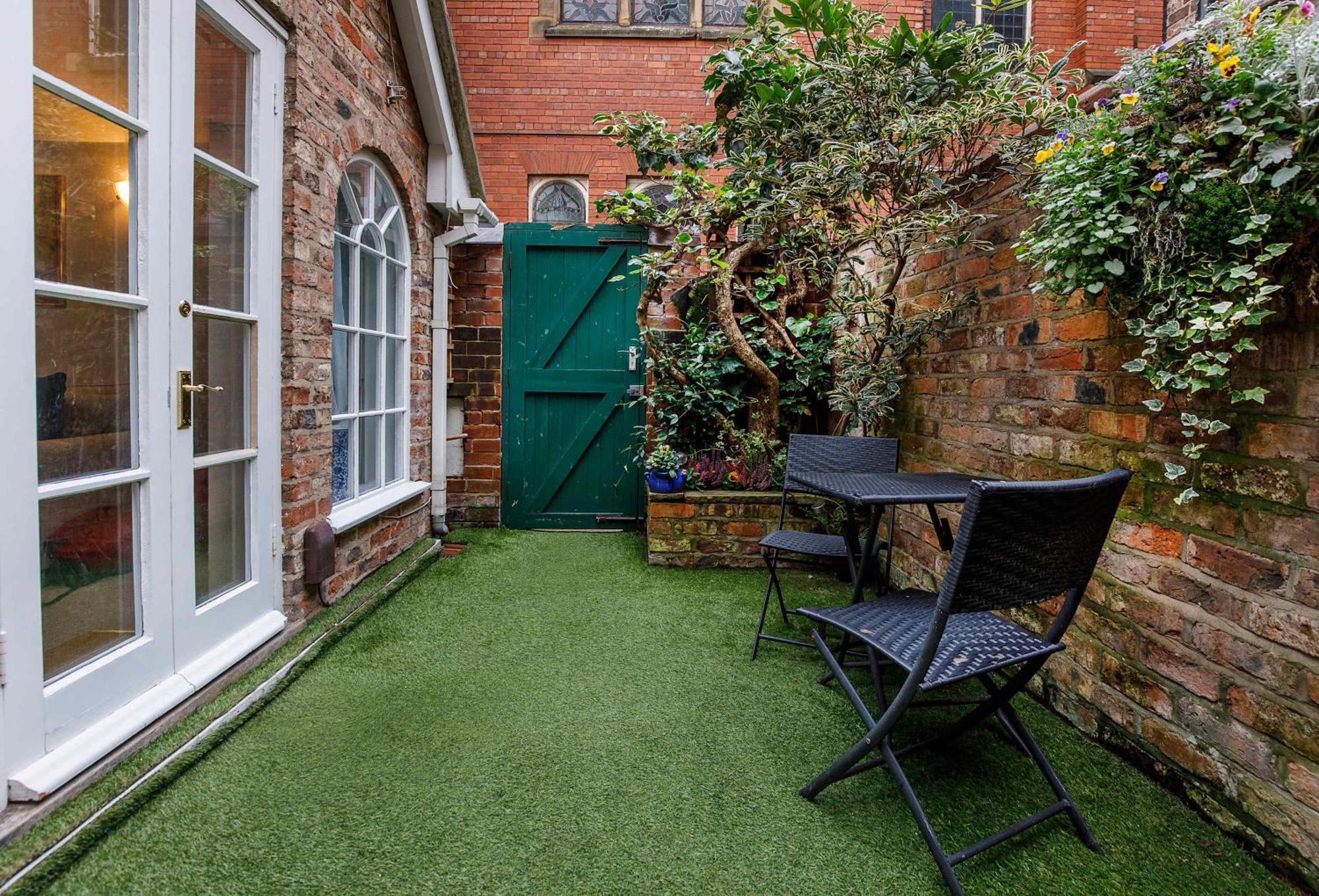 Monk Bar Garden Hideaway Villa York Exterior foto